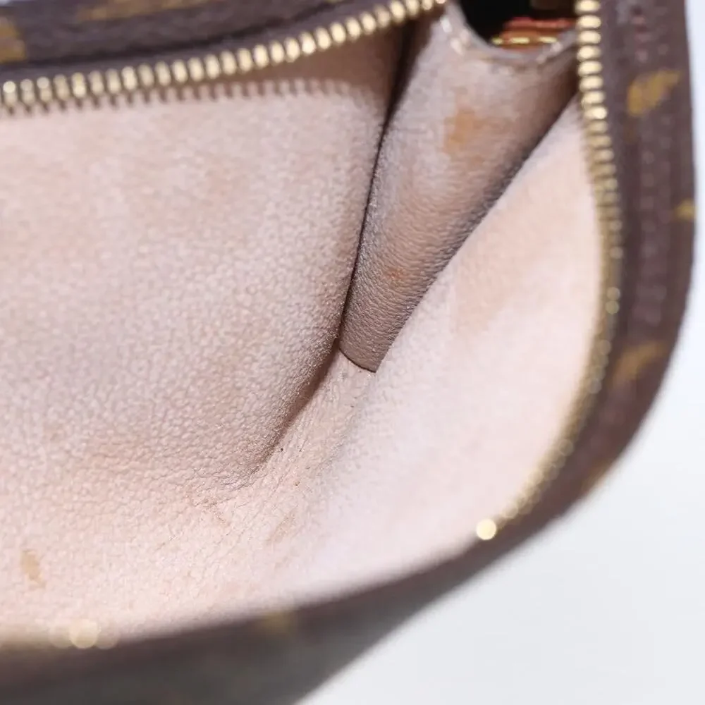 Louis Vuitton height width